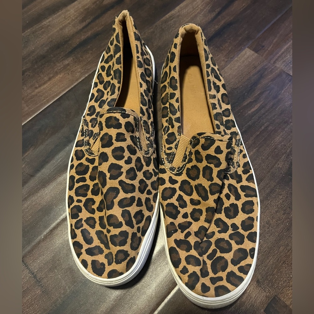 Slip on shoes